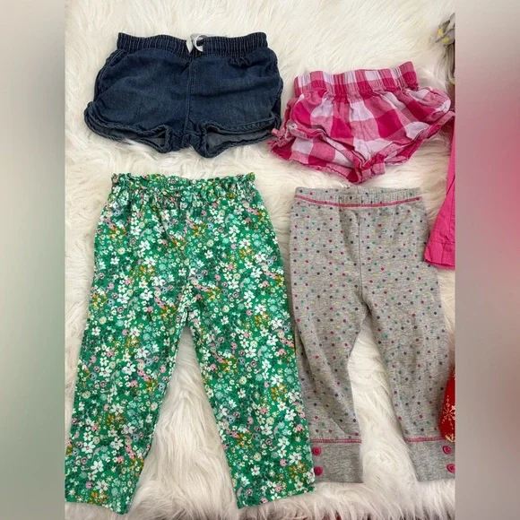 Bundle of girls size 18 months - Picture 2 of 3